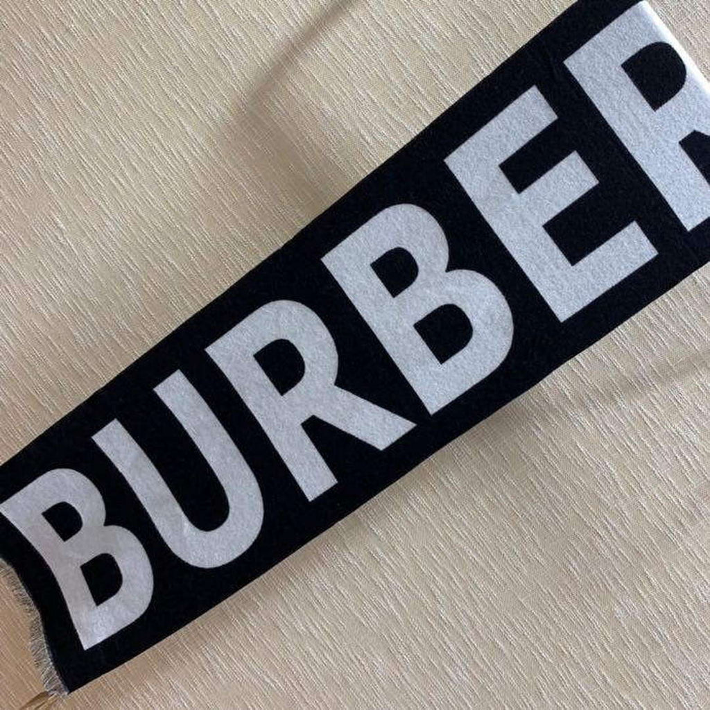 Burberry Scarves Classic Scarf B87412