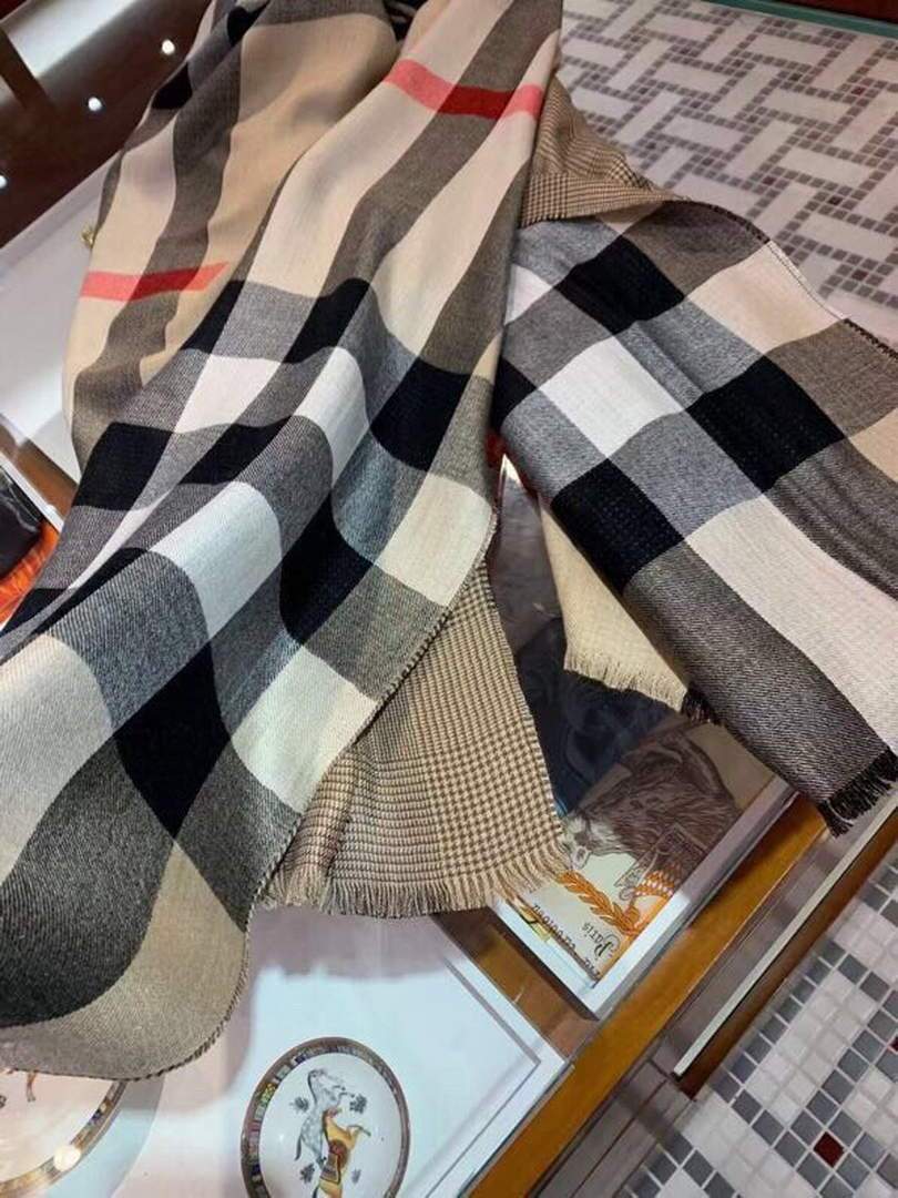 Burberry Scarves Designer Burberry Shawl Scarf B50011