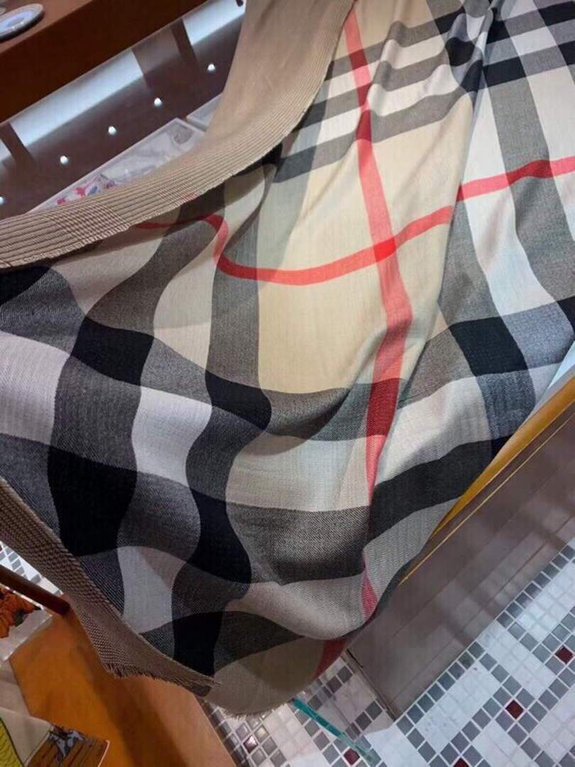 Burberry Scarves Designer Burberry Shawl Scarf B50011