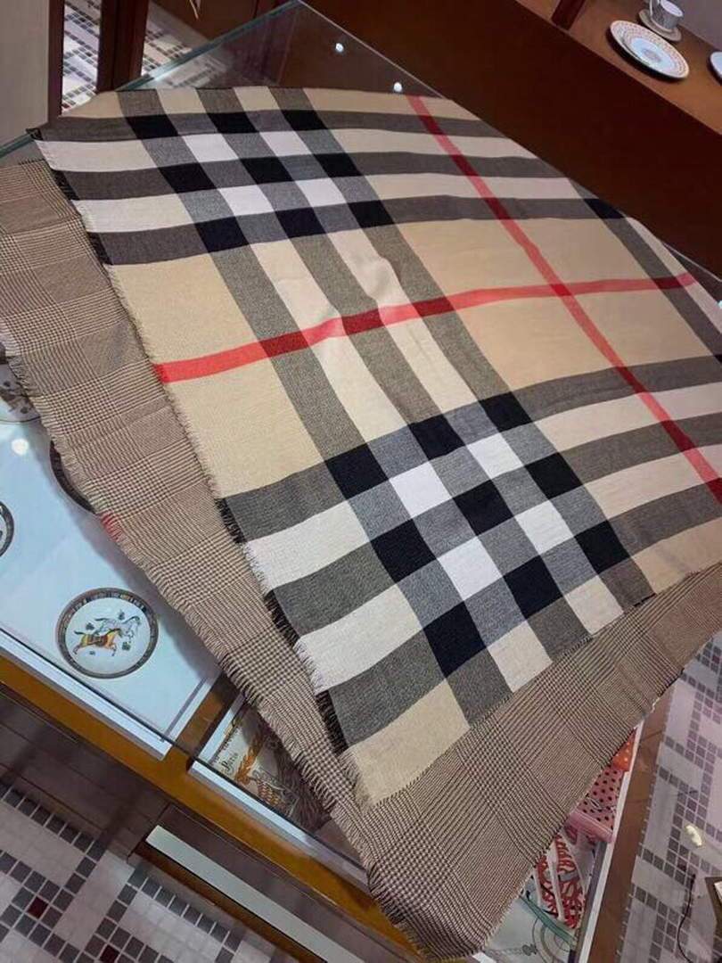 Burberry Scarves Designer Burberry Shawl Scarf B50011