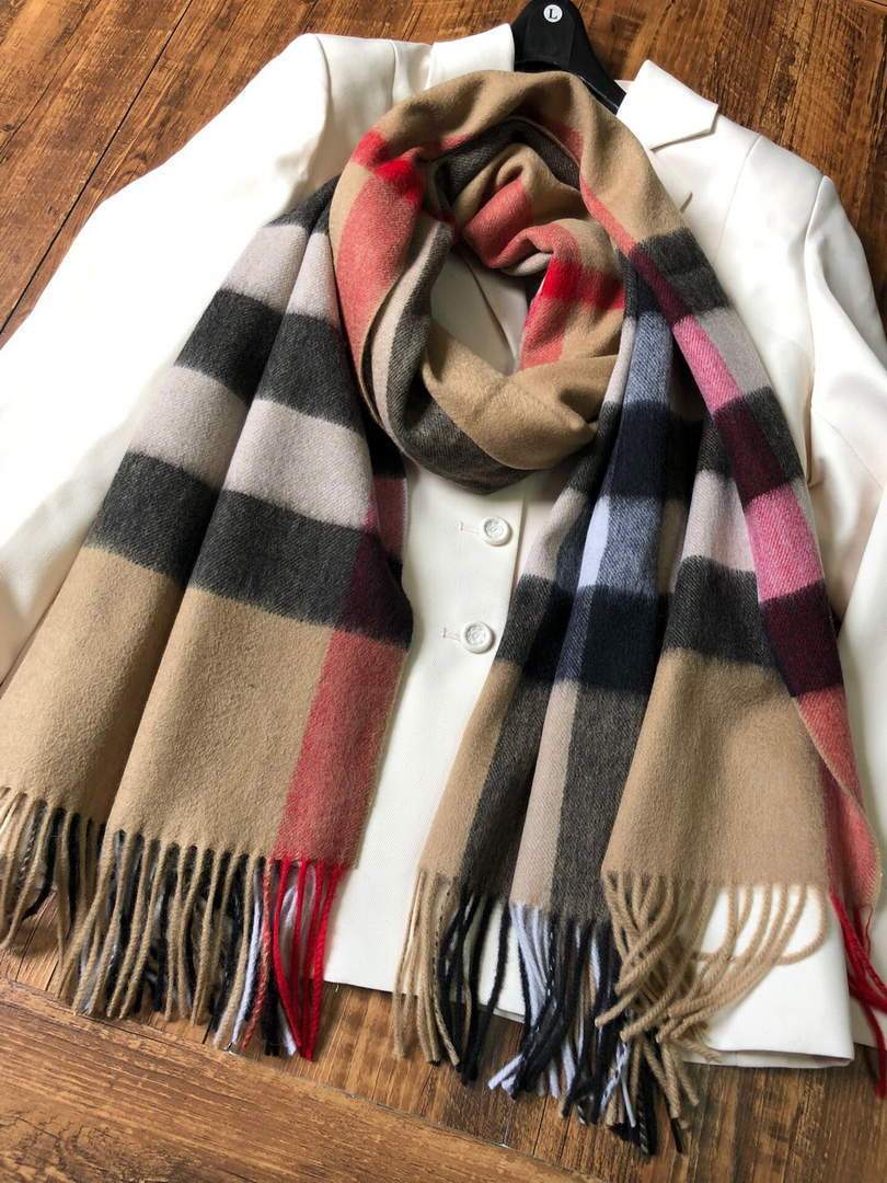 Burberry Scarves Designer Burberry Shawl Scarf B50012