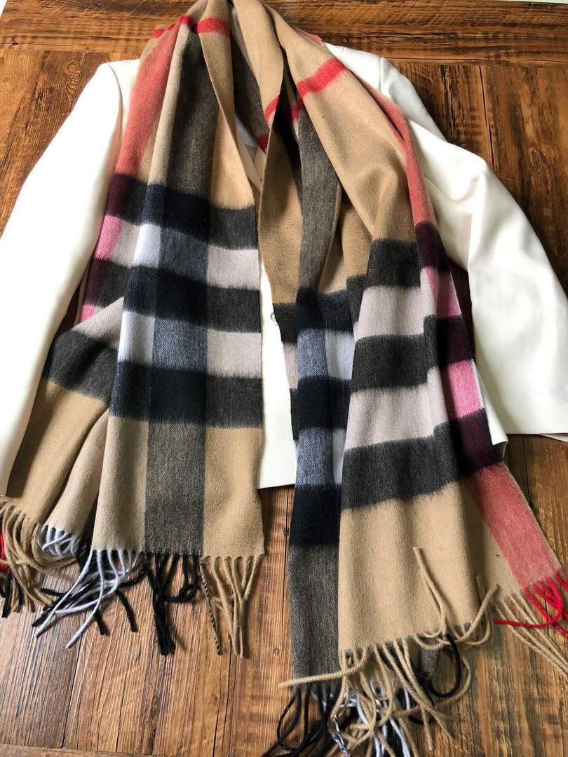 Burberry Scarves Designer Burberry Shawl Scarf B50012