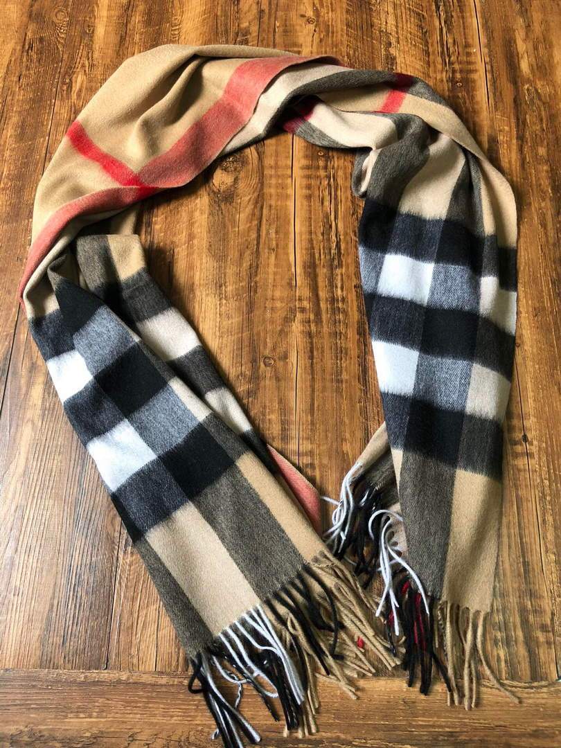 Burberry Scarves Designer Burberry Shawl Scarf B50012