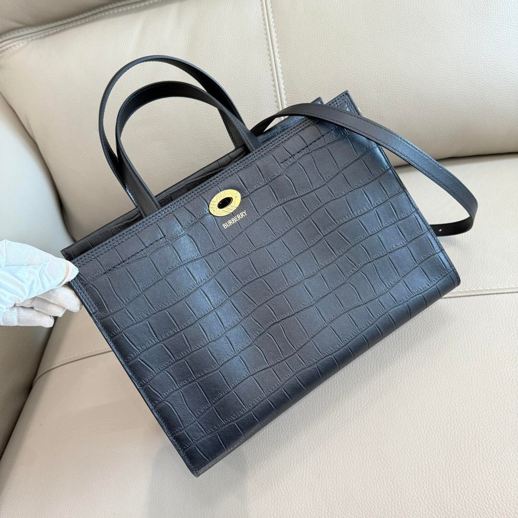 Burberry Small Cotswolds Tote 81113441 Bag Black crocodile pattern