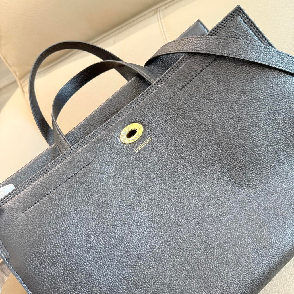 Burberry Small Cotswolds Tote 81113441 Bag Black