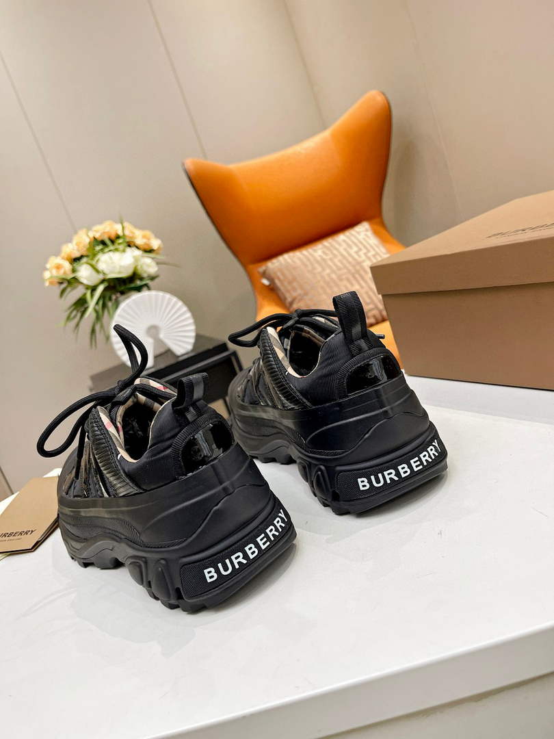 Burberry Vintage Check Cotton Arthur Sneakers 80372545