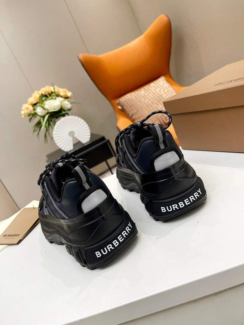 Burberry Vintage Check Cotton Arthur Sneakers 80372546