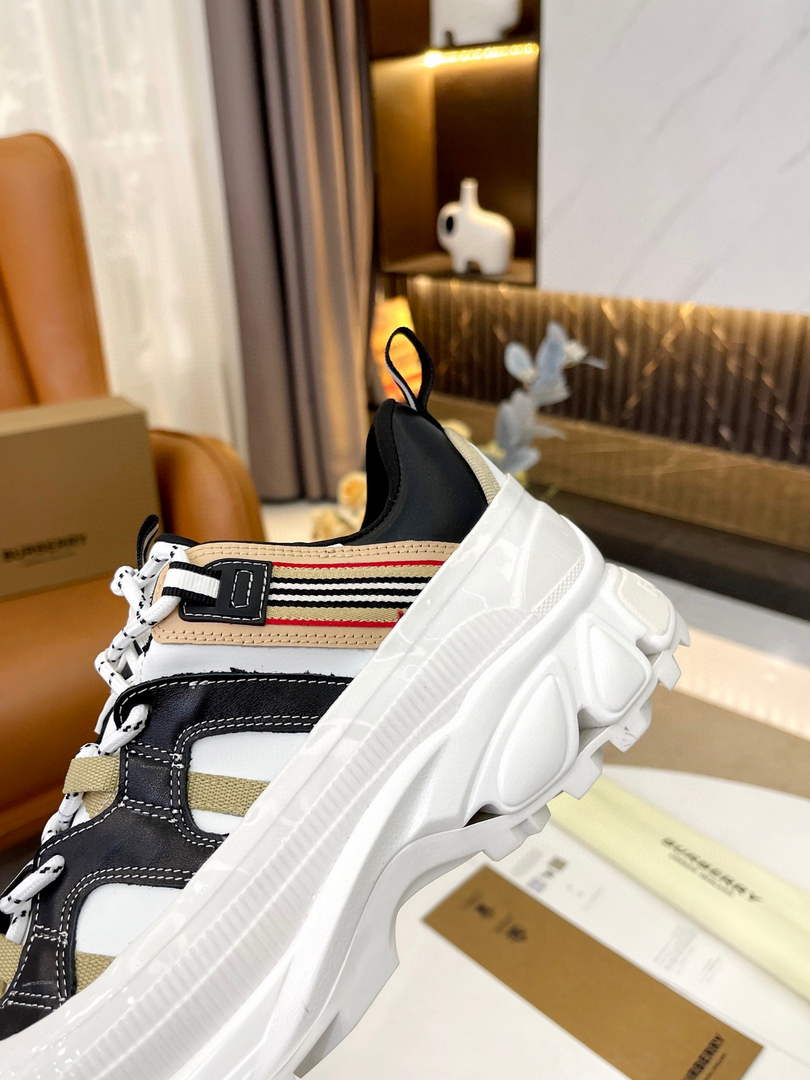 Burberry Vintage Check Cotton Arthur Sneakers 80372547