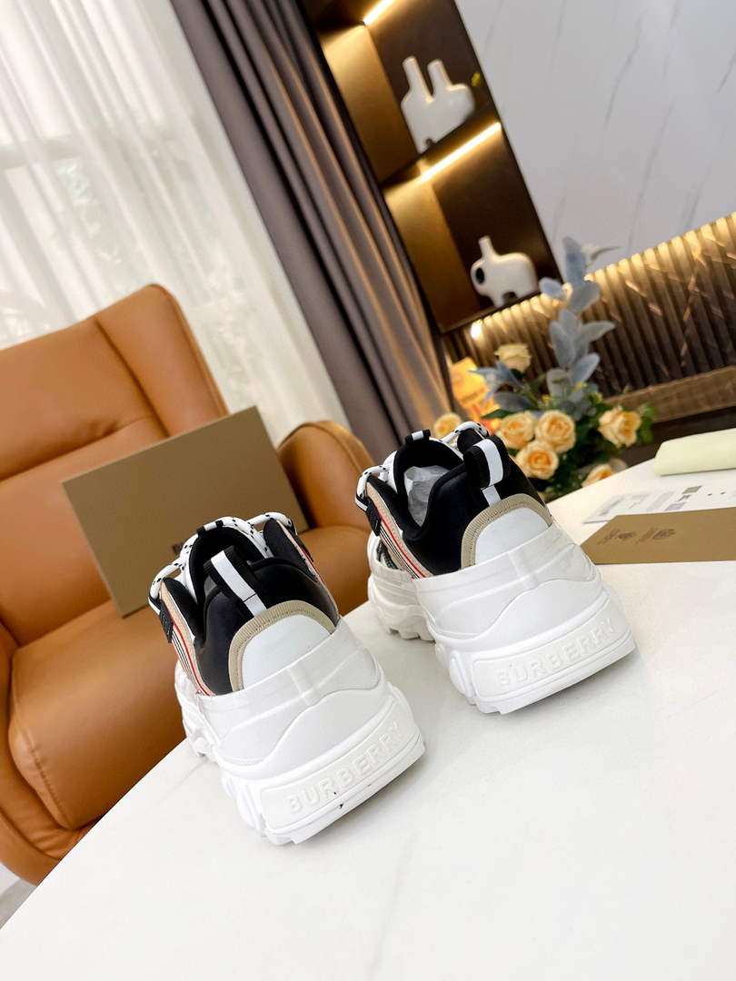 Burberry Vintage Check Cotton Arthur Sneakers 80372547 - Male 39 - View 8