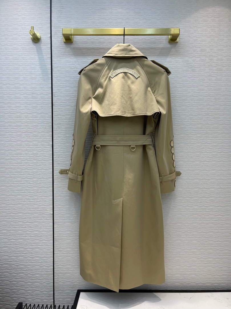 Burberry Women's Badge Appliqu¨¦ Cotton Gabardine Trench Coat 88012