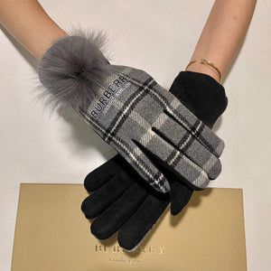 Burberry Women's Gloves Burberry Wool Gloves B477881 - Default Title - View 3