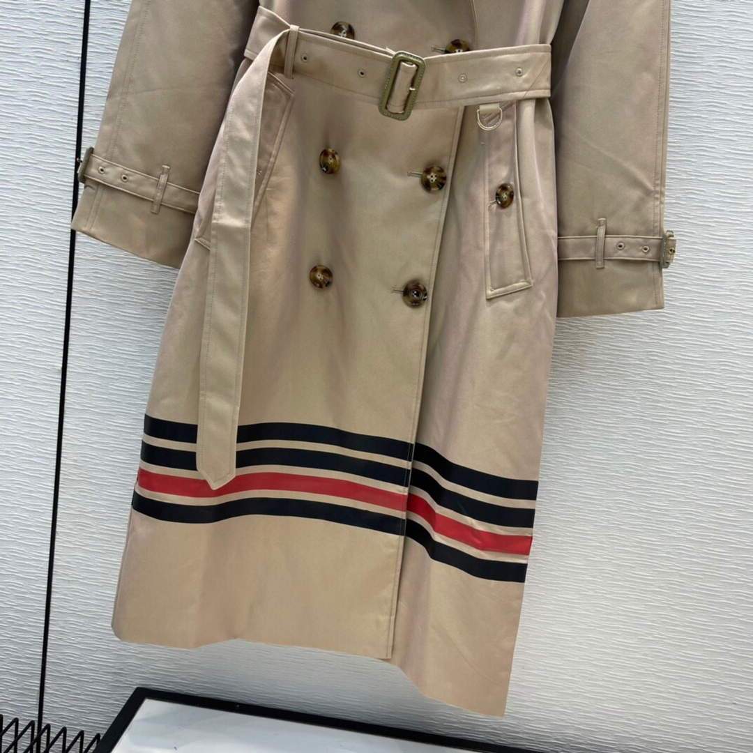 Burberry Women's Jackets Designer Burberry Gabardine Trench Coat 88013