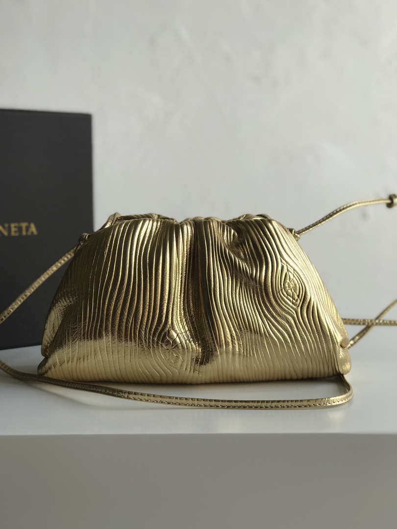 BV 585852 Bottega Veneta Mini Pouch Lambskin leather clutch with strap metallic Gold - Default Title - View 2