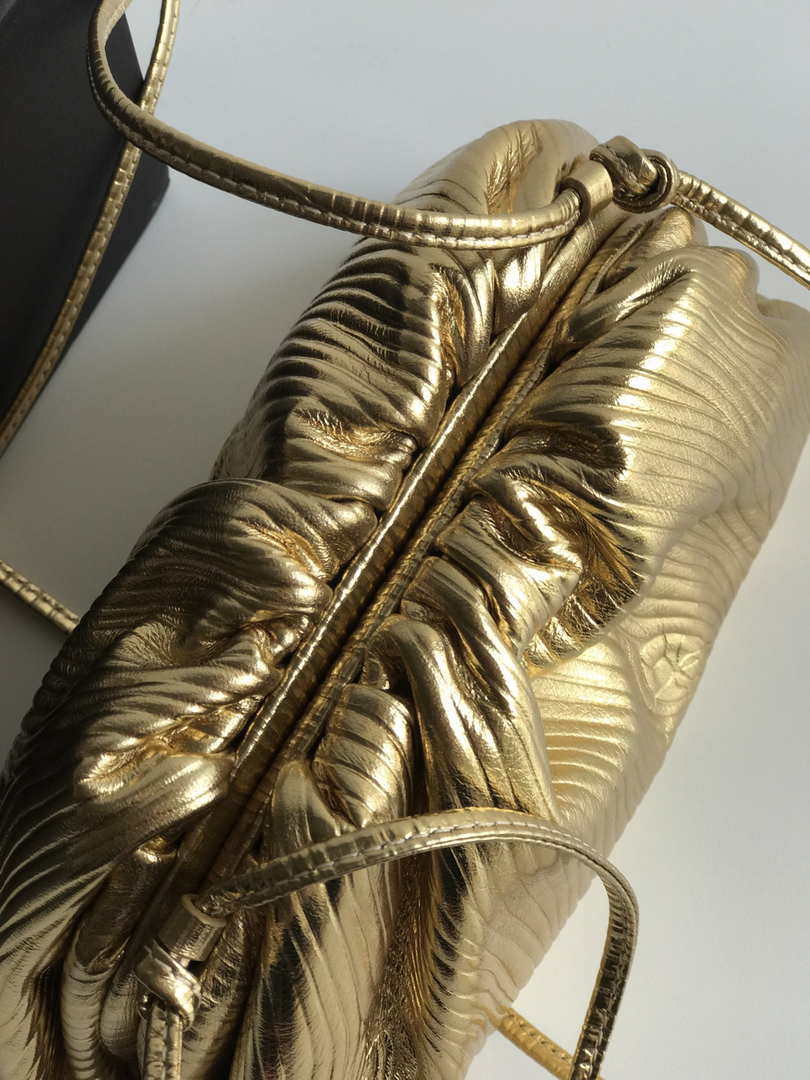 BV 585852 Bottega Veneta Mini Pouch Lambskin leather clutch with strap metallic Gold