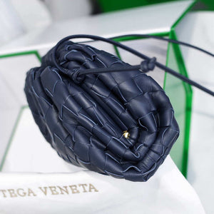 BV 585852 Bottega Veneta Mini Pouch intrecciato leather clutch with strap Navy Blue - Default Title - View 6