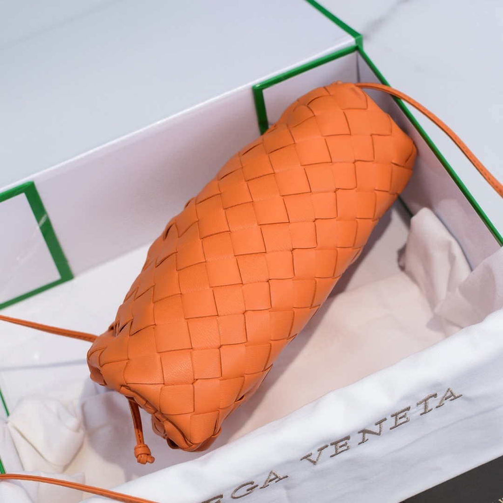 BV 585852 Bottega Veneta Mini Pouch intrecciato leather clutch with strap Orange