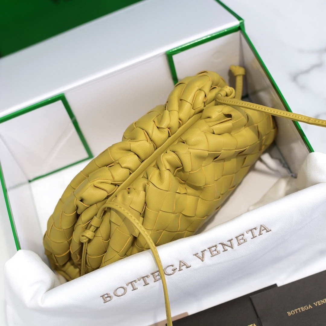BV 585852 Bottega Veneta Mini Pouch intrecciato leather clutch with strap Yellow