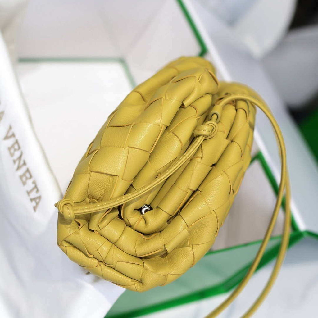 BV 585852 Bottega Veneta Mini Pouch intrecciato leather clutch with strap Yellow