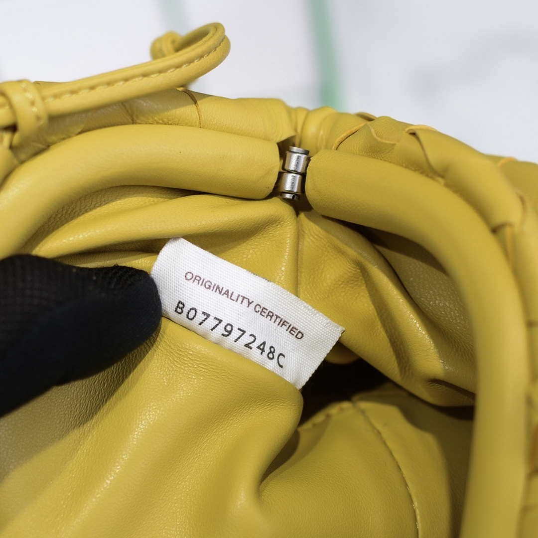 BV 585852 Bottega Veneta Mini Pouch intrecciato leather clutch with strap Yellow