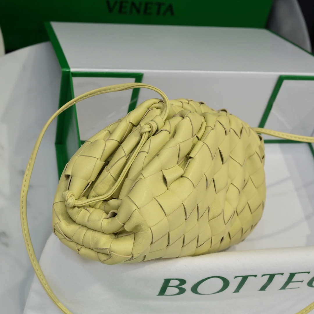 BV 585852 Bottega Veneta Mini Pouch intrecciato leather clutch with strap Light Yellow - Default Title - View 4