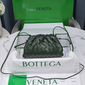 BV 585852 Bottega Veneta Mini Pouch intrecciato leather clutch with strap Dark Green - Default Title - View 1