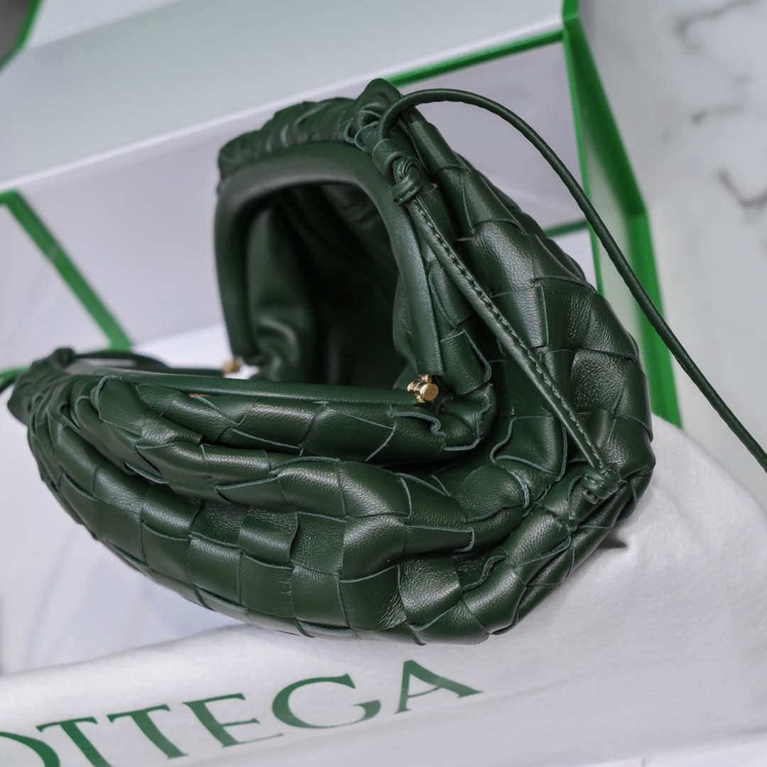 BV 585852 Bottega Veneta Mini Pouch intrecciato leather clutch with strap Dark Green