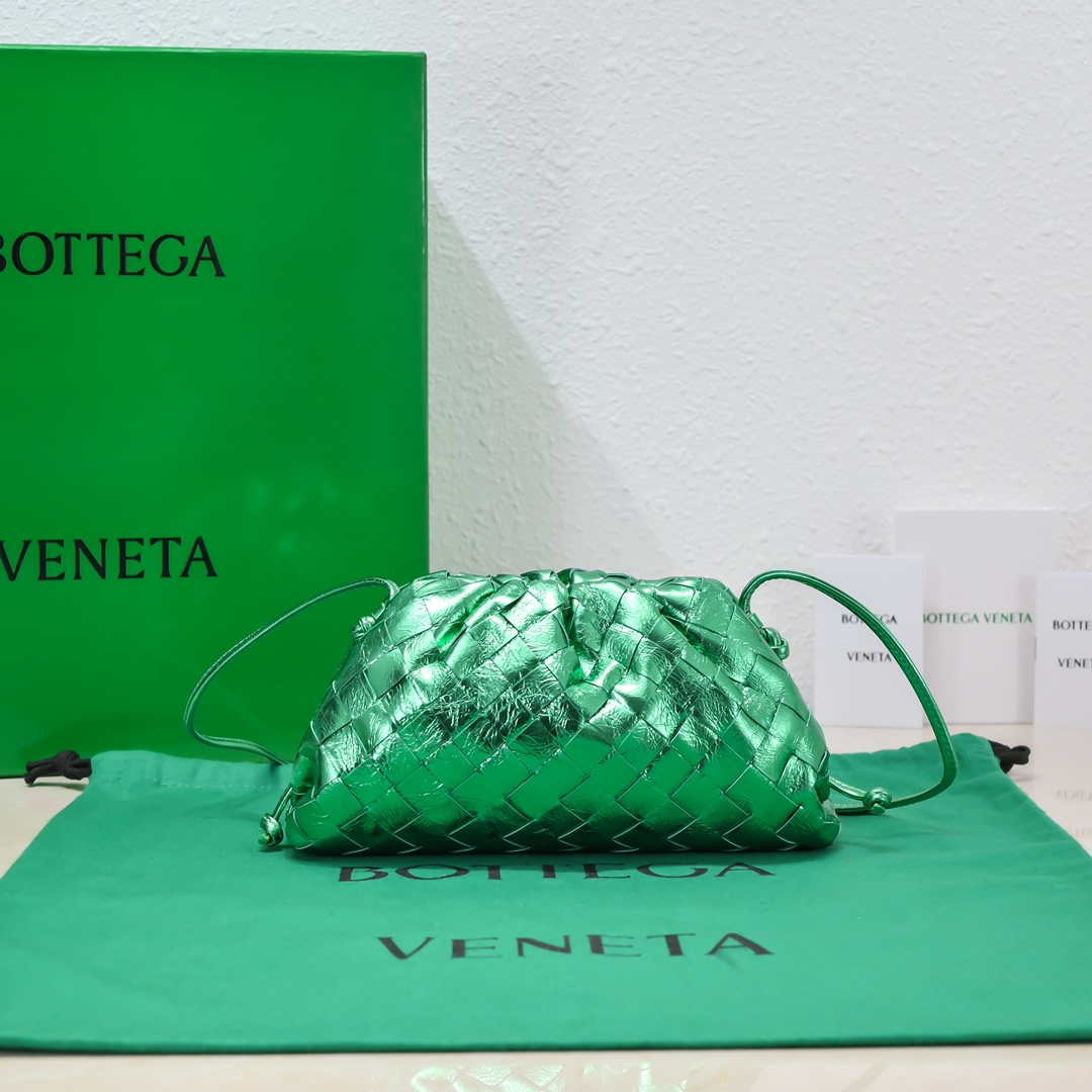 BV 585852 Bottega Veneta Mini Pouch Buckskin leather clutch with strap metallic Green