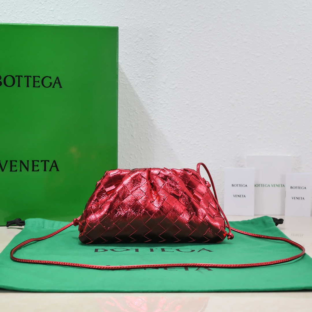 BV 585852 Bottega Veneta Mini Pouch Buckskin leather clutch with strap metallic Red
