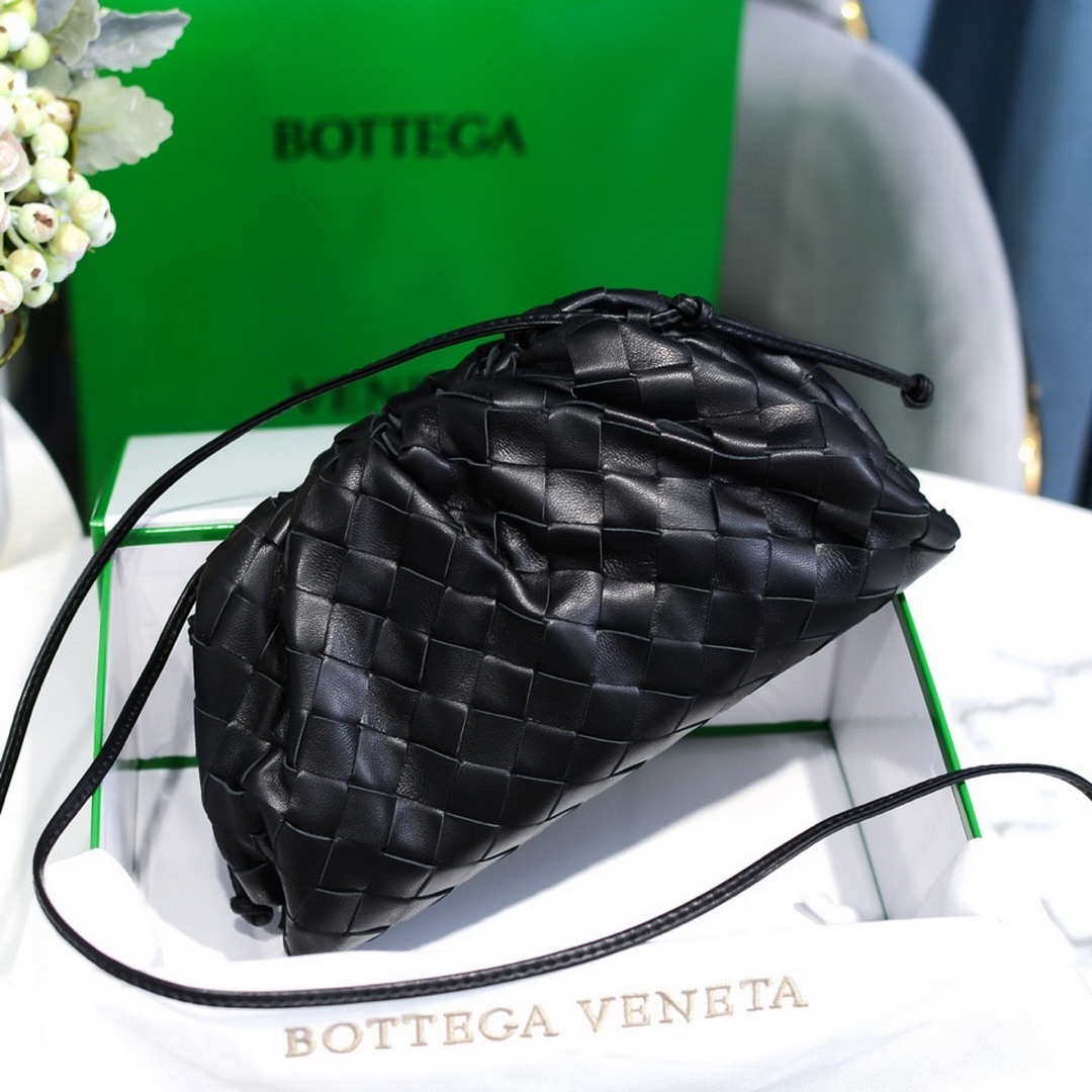 BV 585852VCPP18803 Bottega Veneta  Mini Pouch Black