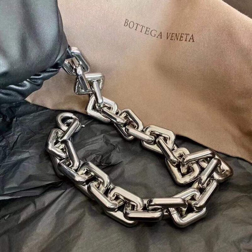 BV 620230 Bottega Veneta Chain Pouch Raintree Bag 92020 Strap 25cm Black Silver