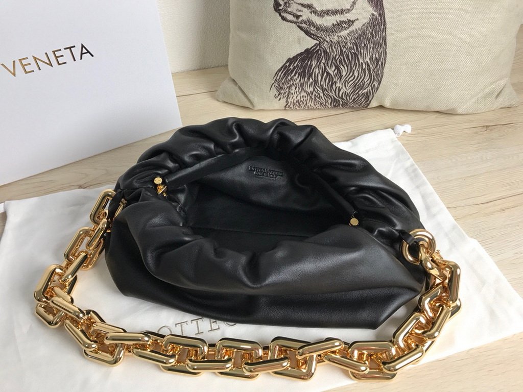 BV 620230 Bottega Veneta Chain Pouch Raintree Bag 92020 Strap 25cm Black Gold