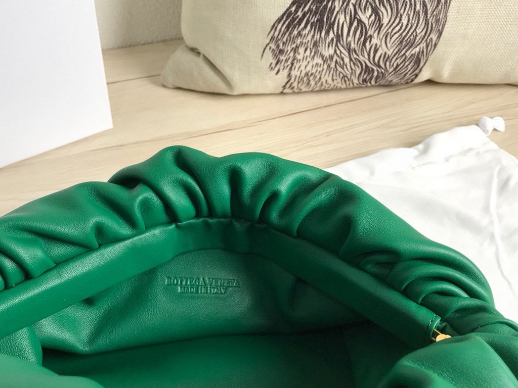 BV 620230 Bottega Veneta Chain Pouch Raintree Bag 92020 Strap 25cm Green Gold