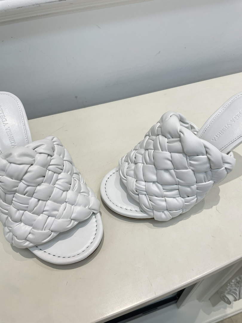 BV 708882 Bottega Veneta Dot Wave Shoes BV5795