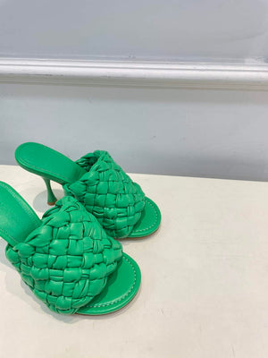 BV 708882 Bottega Veneta Dot Wave Shoes BV5796 - 35 - View 3