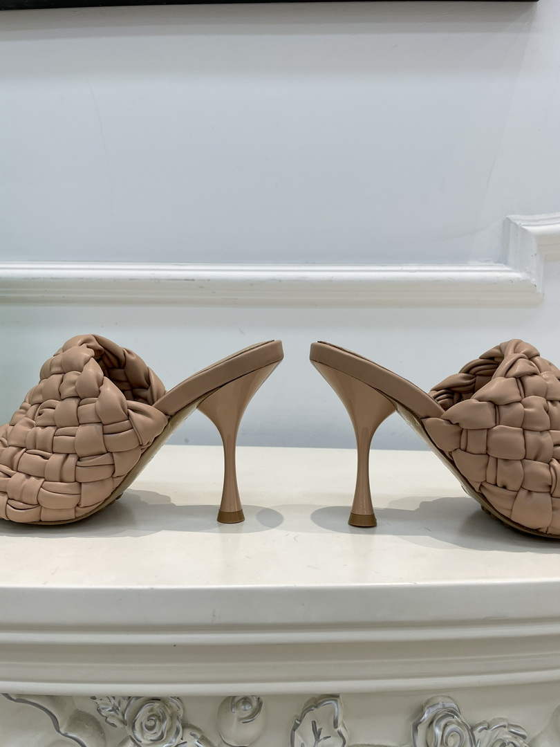 BV 708882 Bottega Veneta Dot Wave Shoes BV5797