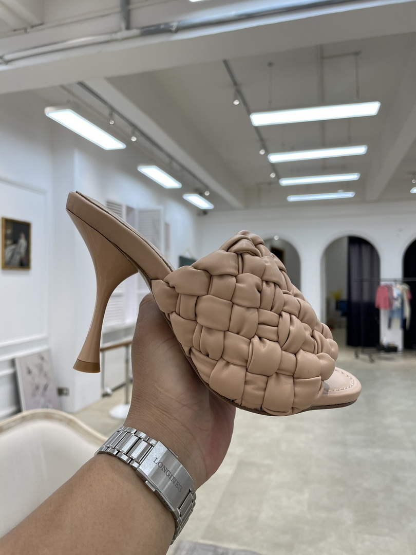 BV 708882 Bottega Veneta Dot Wave Shoes BV5797