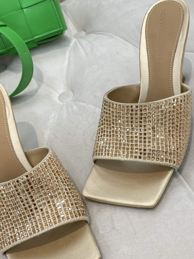 BV 709028 Bottega Veneta Stretch Strass-embellished Shoes BV5810