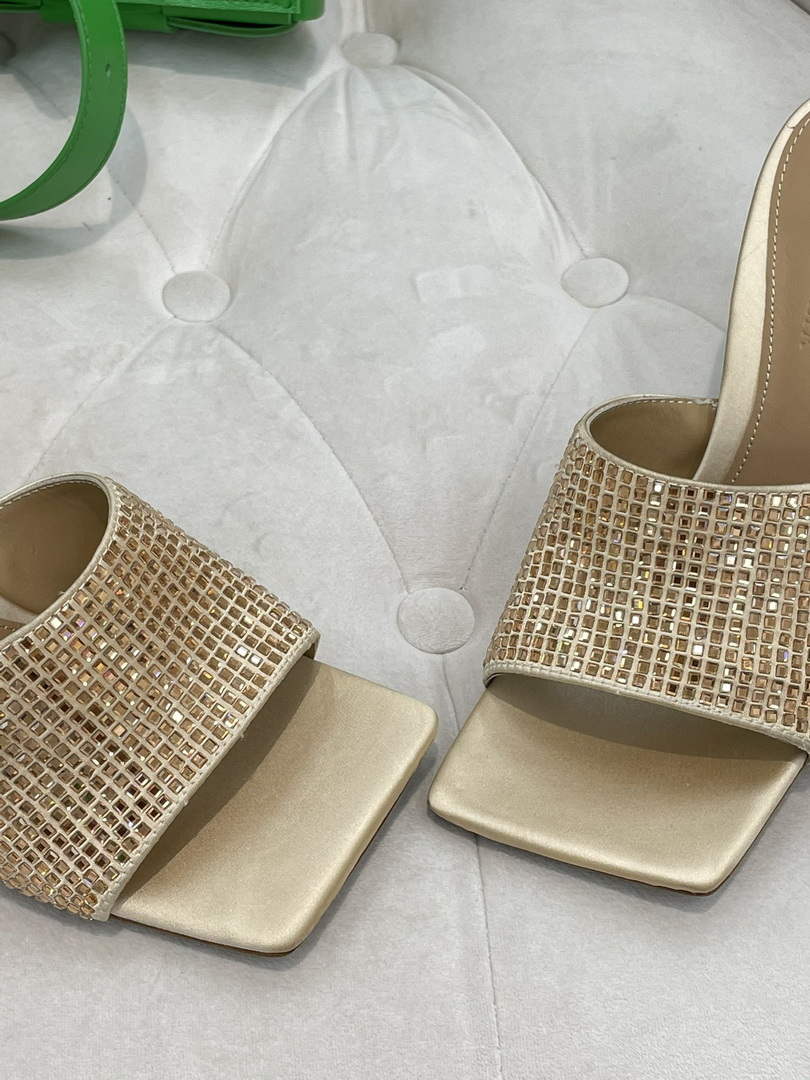 BV 709028 Bottega Veneta Stretch Strass-embellished Shoes BV5810