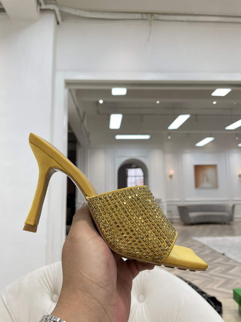 BV 709028 Bottega Veneta Stretch Strass-embellished Shoes BV5811