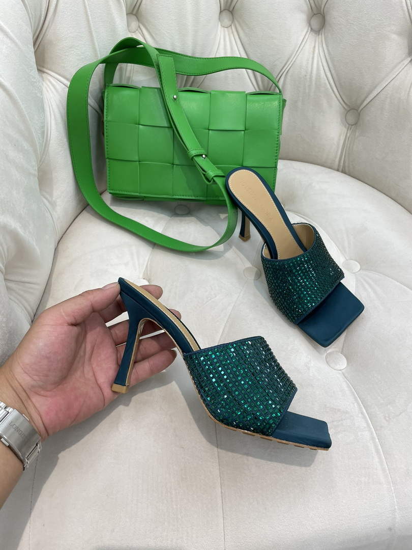 BV 709028 Bottega Veneta Stretch Strass-embellished Shoes BV5812