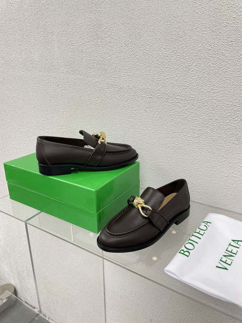 BV 796697V4R301000 Bottega Veneta Astaire Loafer BV5851
