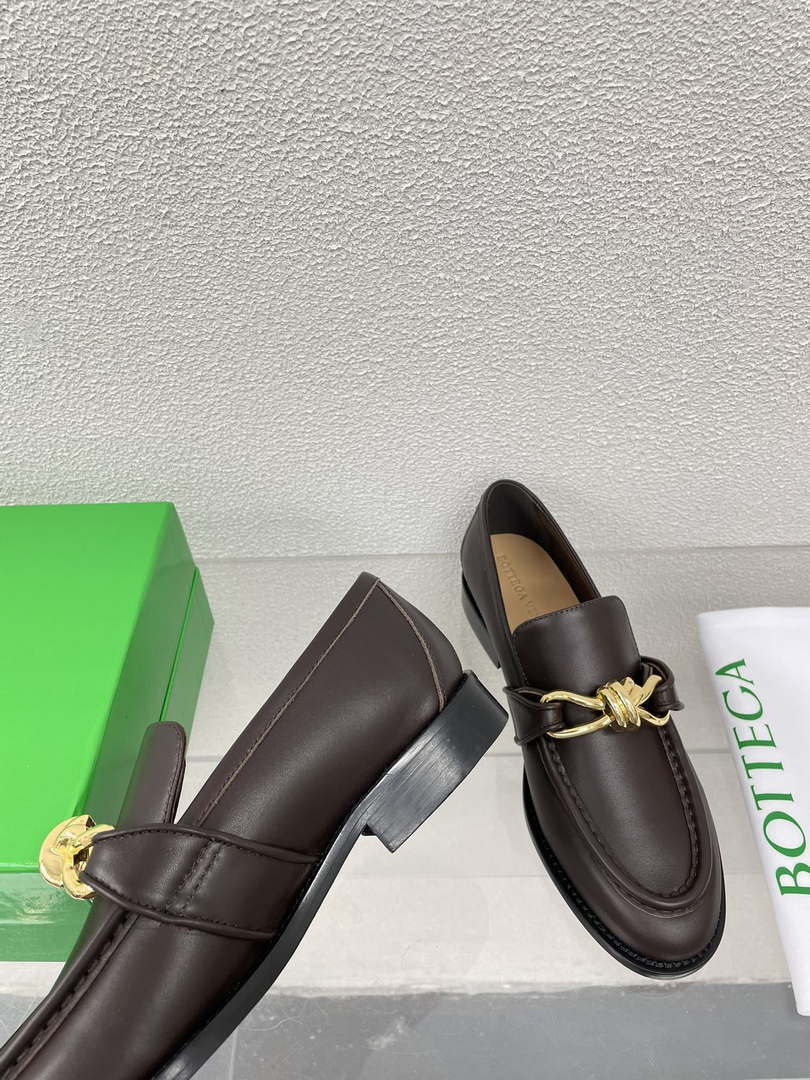 BV 796697V4R301000 Bottega Veneta Astaire Loafer BV5851
