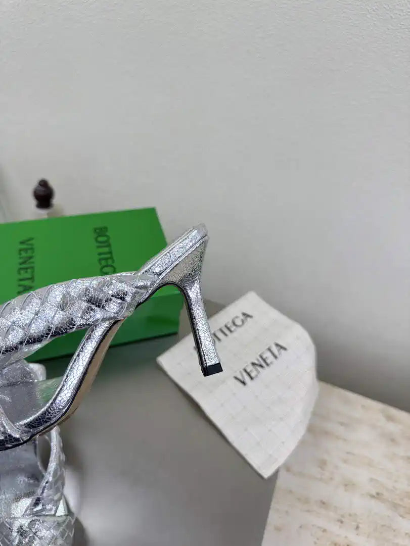 BV 827612 Bottega Veneta Riva Mule Shoes BV5801