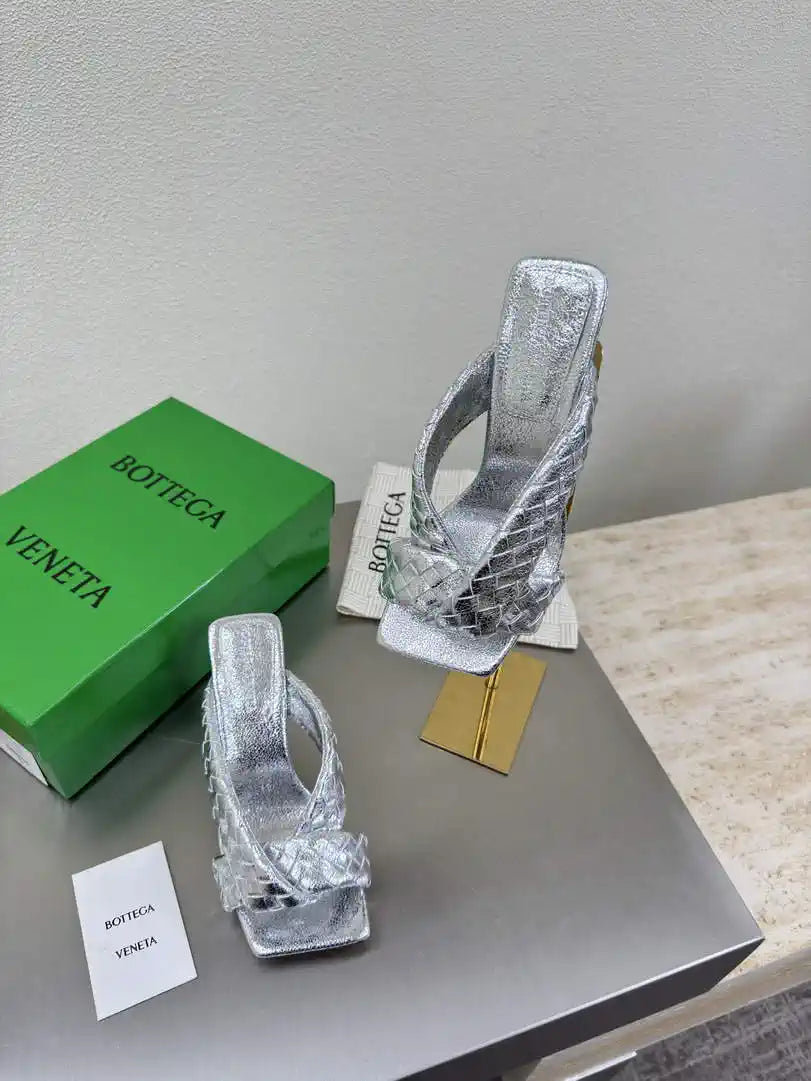 BV 827612 Bottega Veneta Riva Mule Shoes BV5801