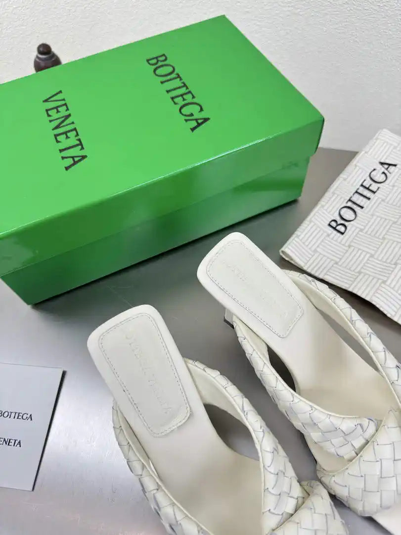 BV 827612 Bottega Veneta Riva Mule Shoes BV5803