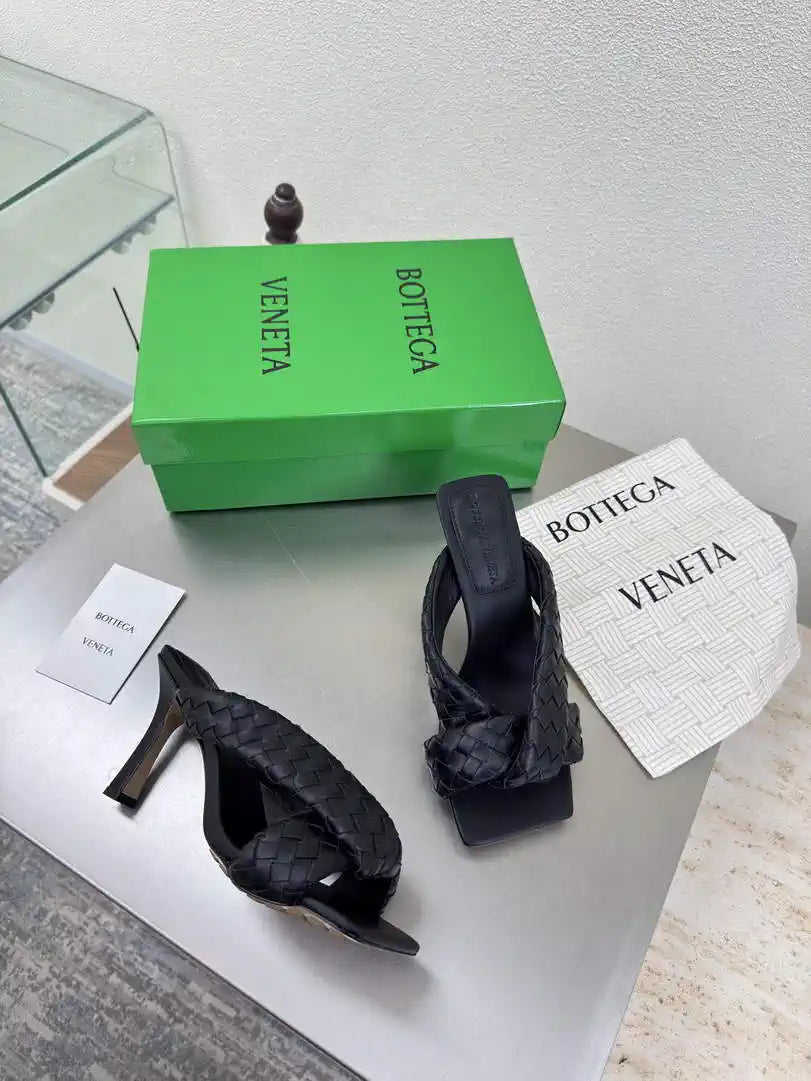 BV 827612 Bottega Veneta Riva Mule Shoes BV5804