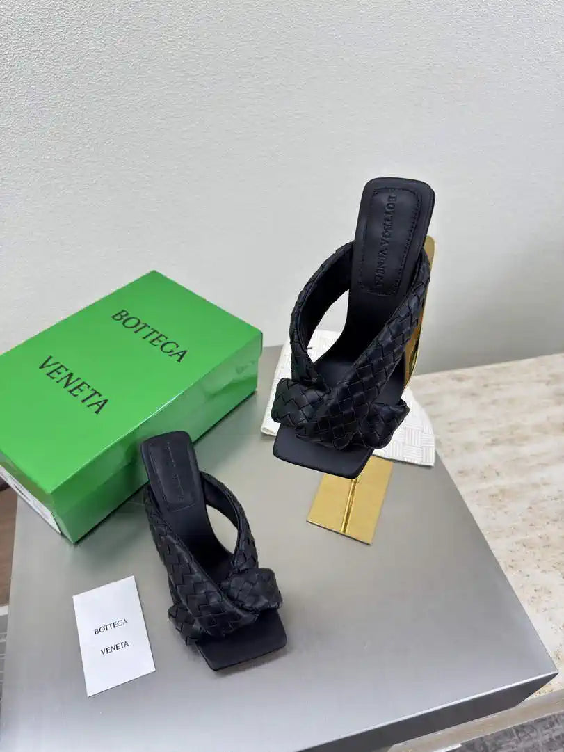 BV 827612 Bottega Veneta Riva Mule Shoes BV5804