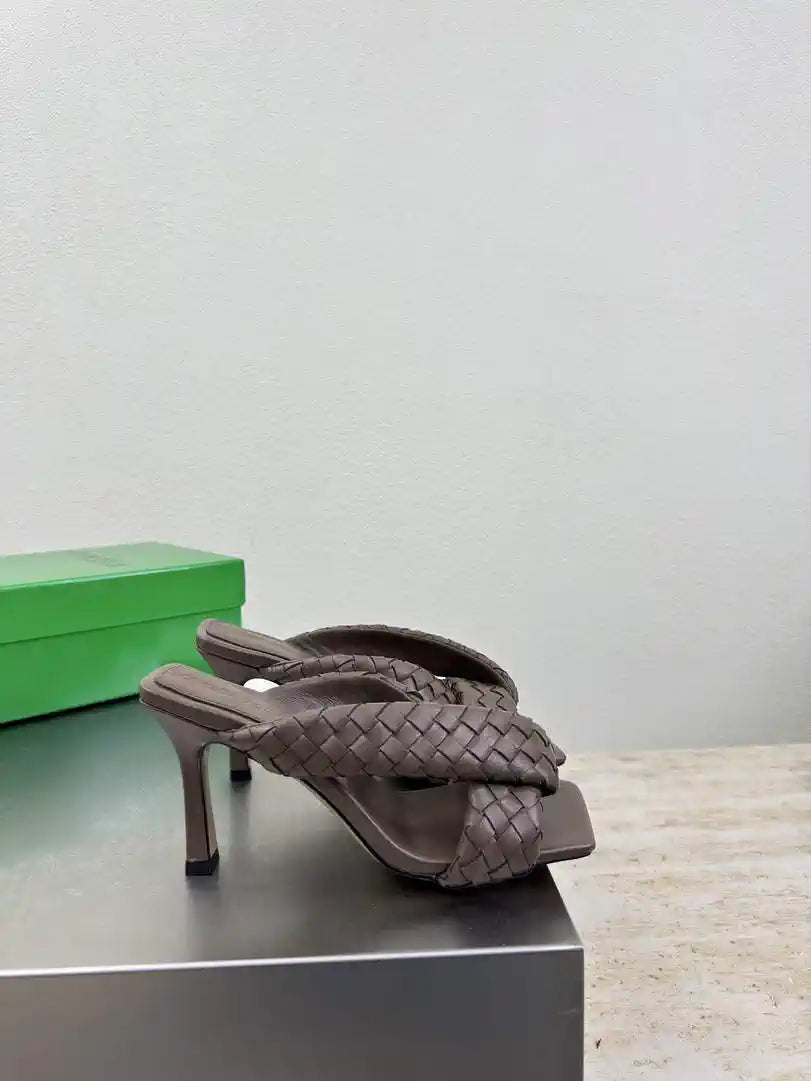 BV 827612 Bottega Veneta Riva Mule Shoes BV5805