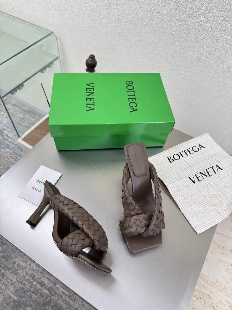 BV 827612 Bottega Veneta Riva Mule Shoes BV5805