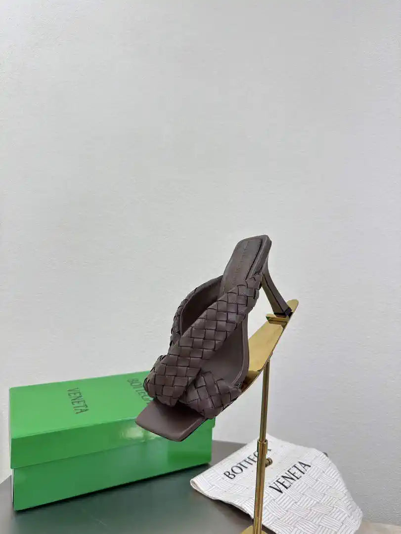 BV 827612 Bottega Veneta Riva Mule Shoes BV5805